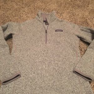 Patagonia Ladies 3/4 zip Size XS